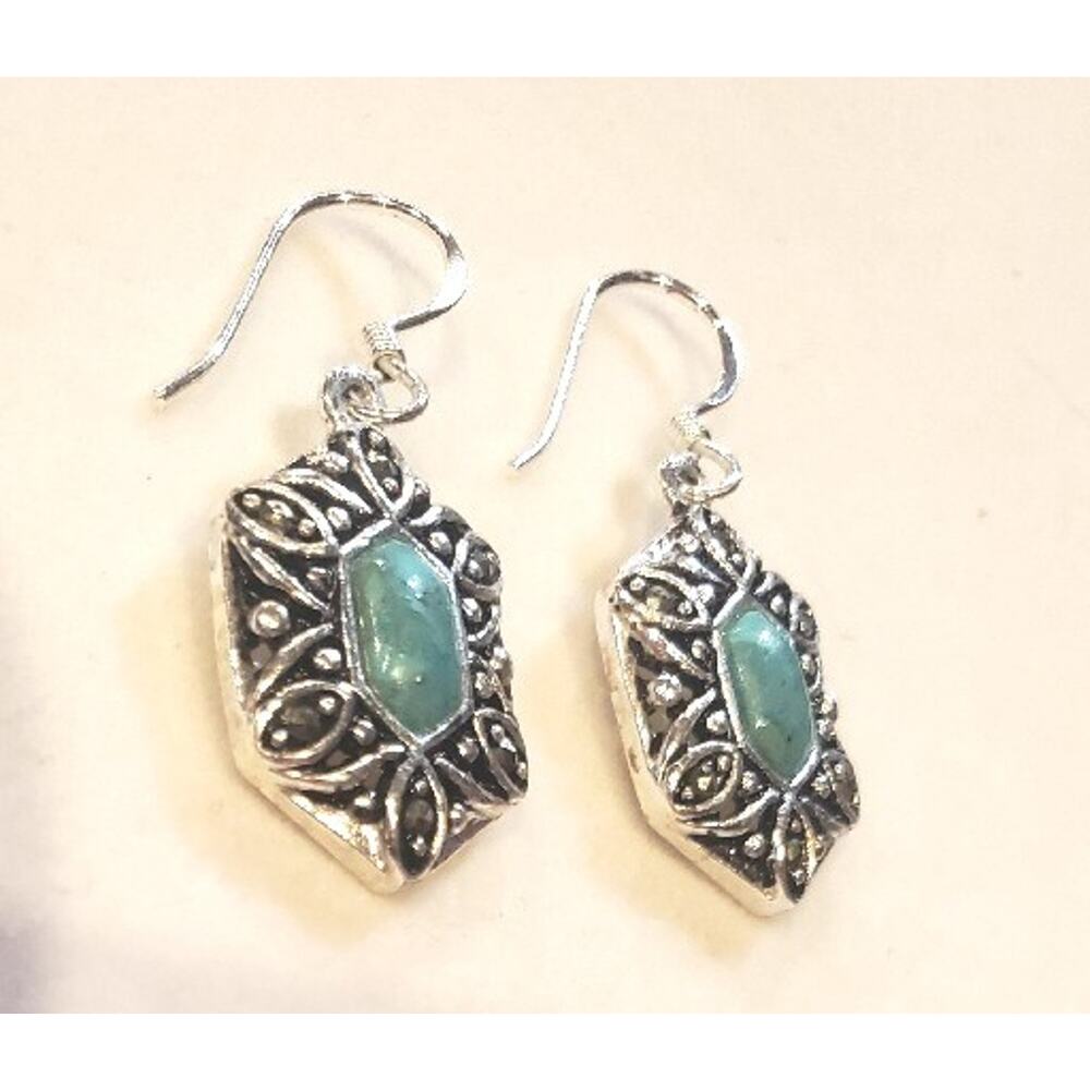 Southwest Style Earrings Dainty Small Turquoise Silver Tone 1.25" Signed - Picture 4 of 7